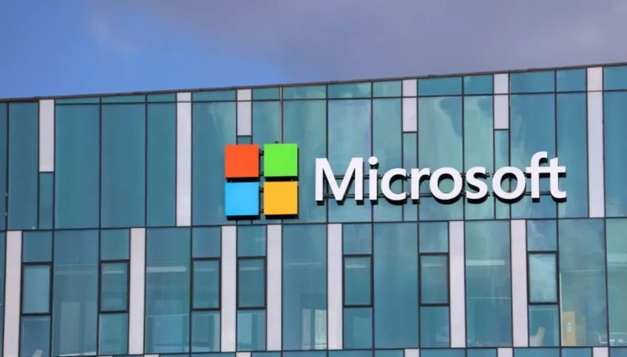 Microsoft ปรับกลยุทธ์และพัฒนาฟีเจอร์ AI