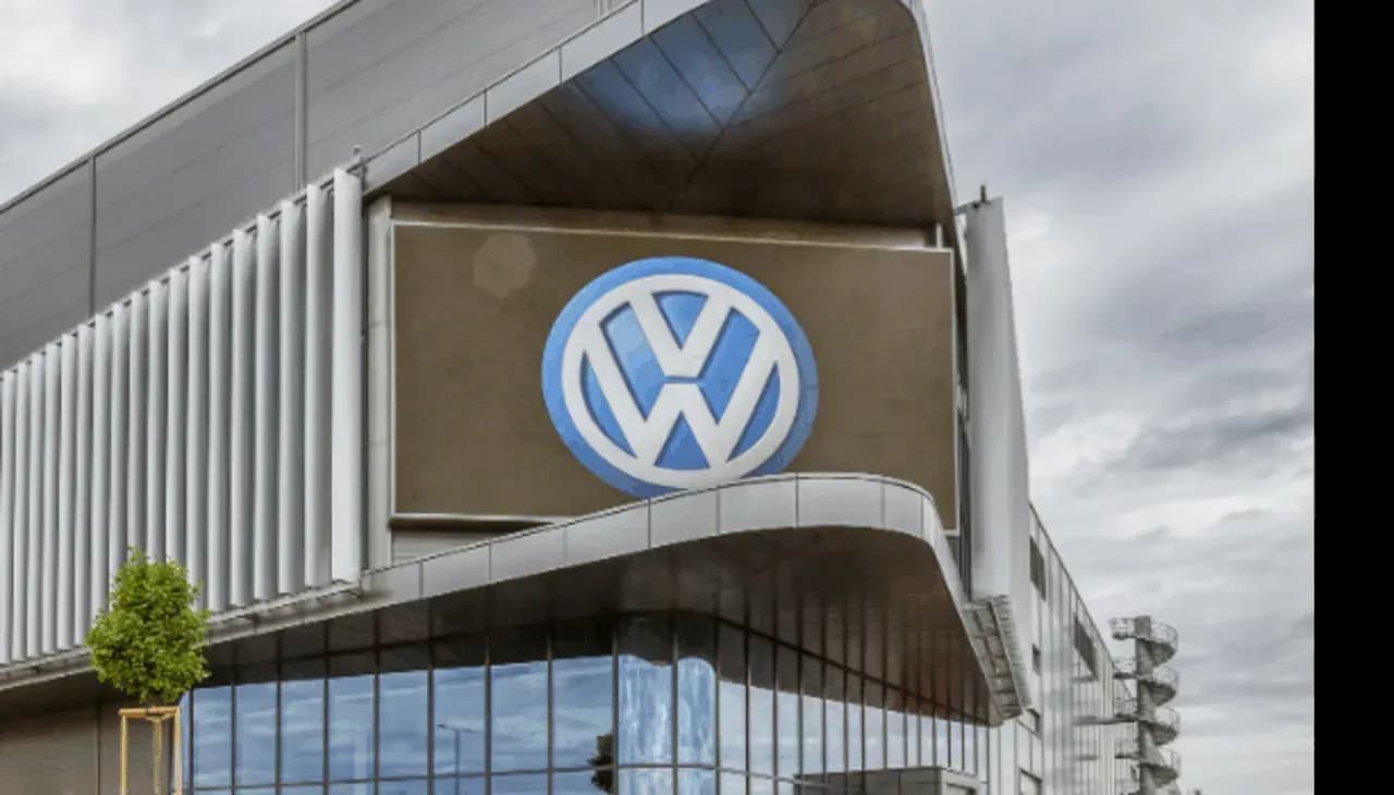 Volkswagen เตรียมลดจำนวนรุ่นรถ และปลดพนักงาน เพื่อคุมต้นทุน