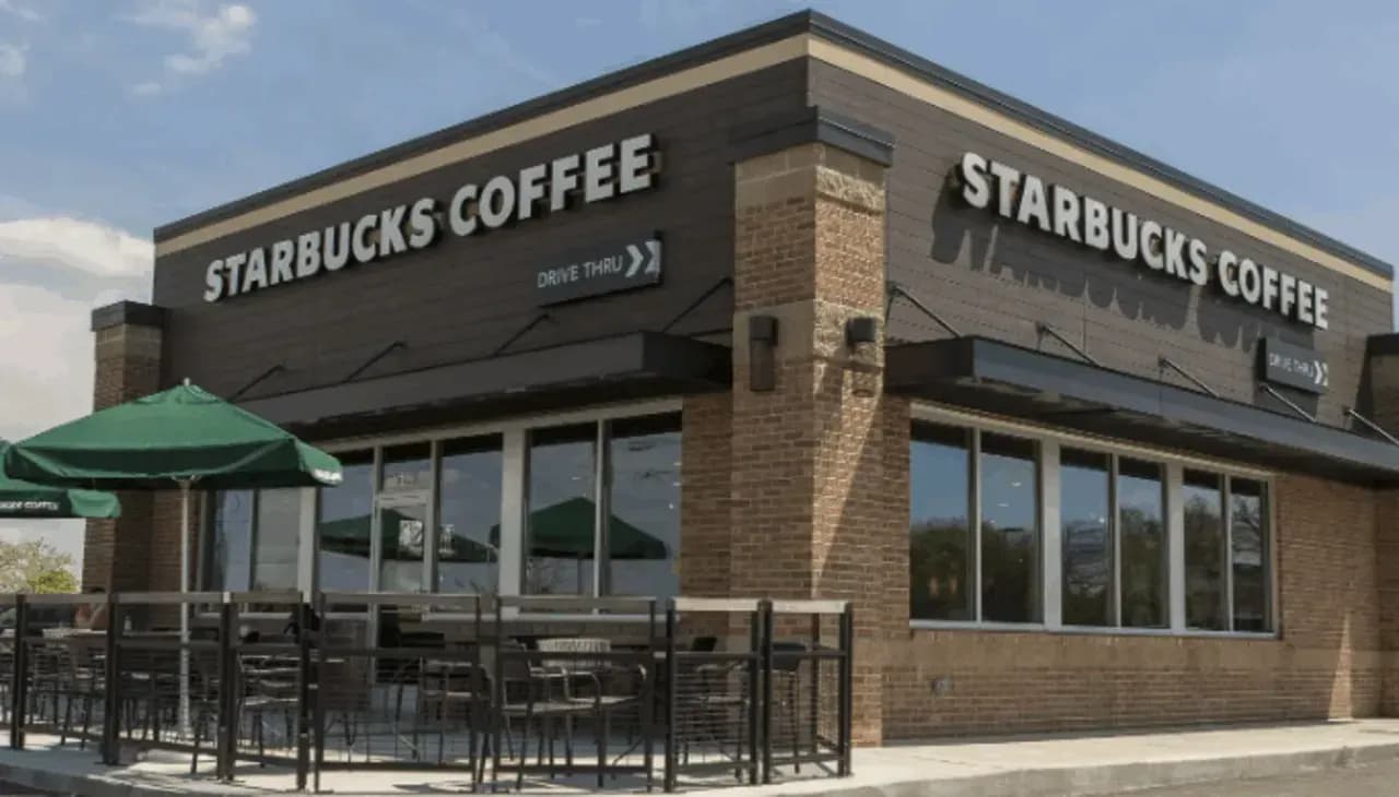 Starbucks ใช้ AI ลดพึ่งพาซอฟต์แวร์ภายนอก