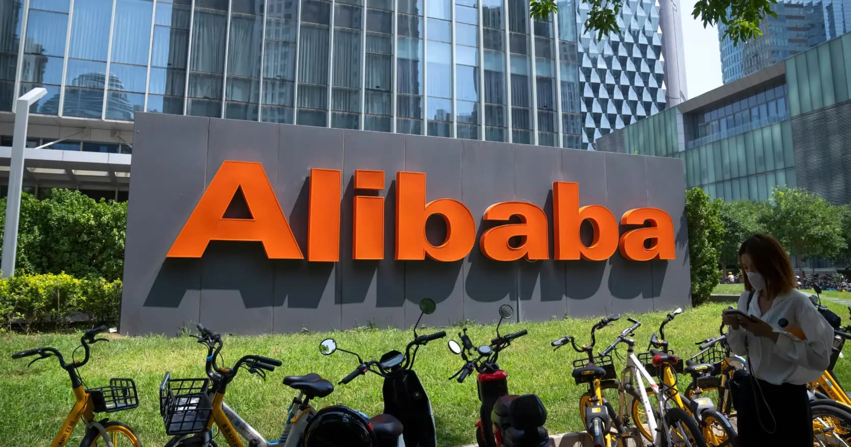 Alibaba รุก AI ครบวงจร จากคลาวด์สู่อุปกรณ์อัจฉริยะ