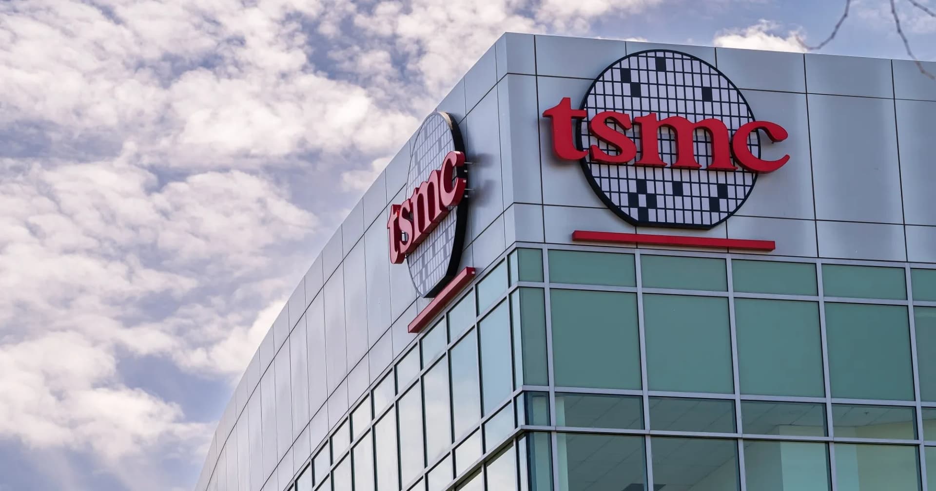 TSMC ขึ้นราคา 3–6% ปี 2027 สะท้อน AI ดันกำลังผลิตตึงถึงปี 2030
